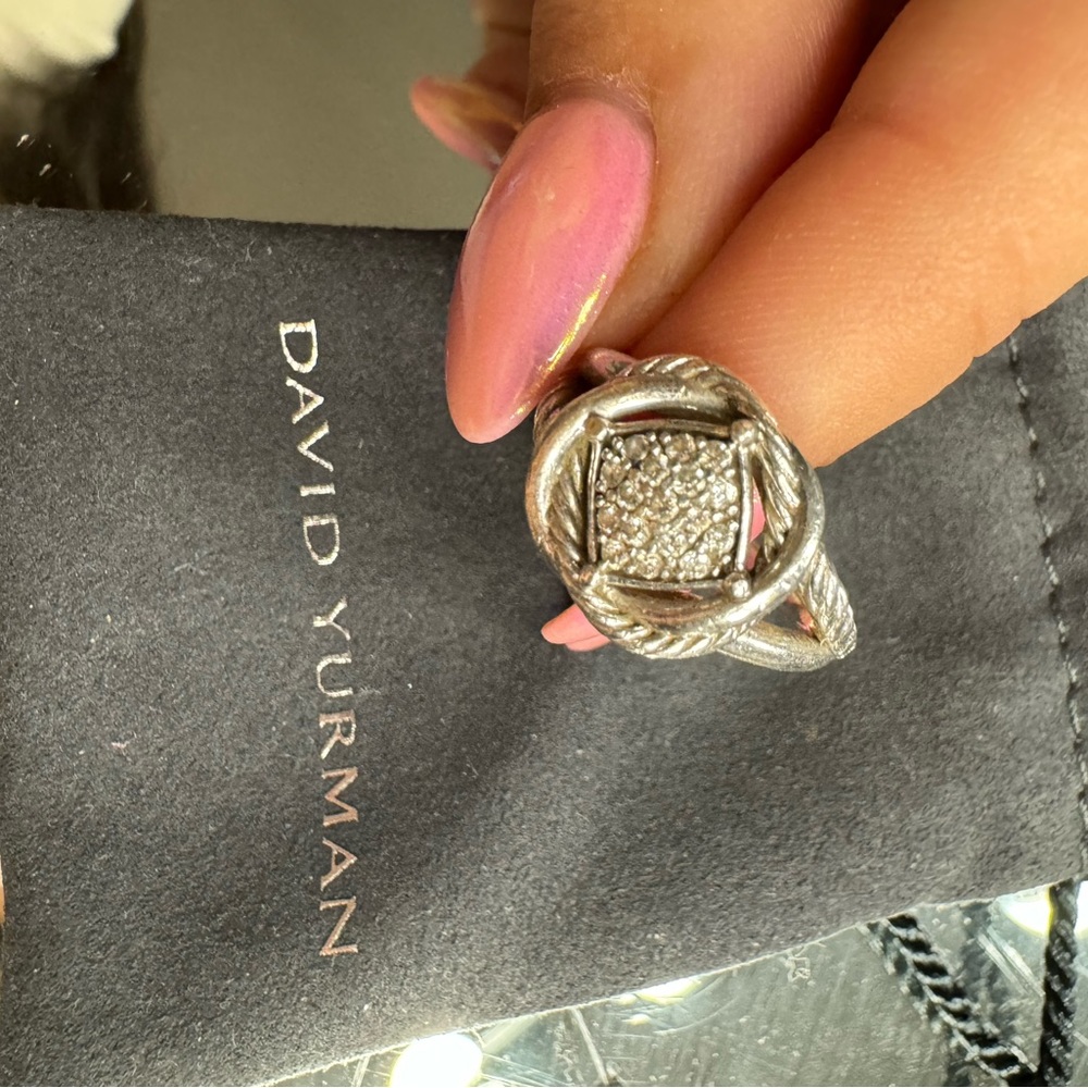 AUTHENTIC David Yurman Infinity Ring size 6